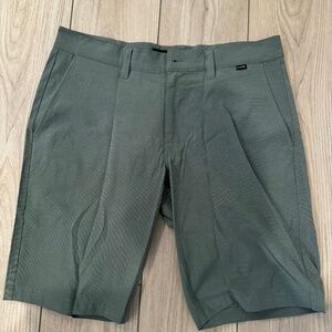 Travis Mathew Green Flat Front Men Shorts